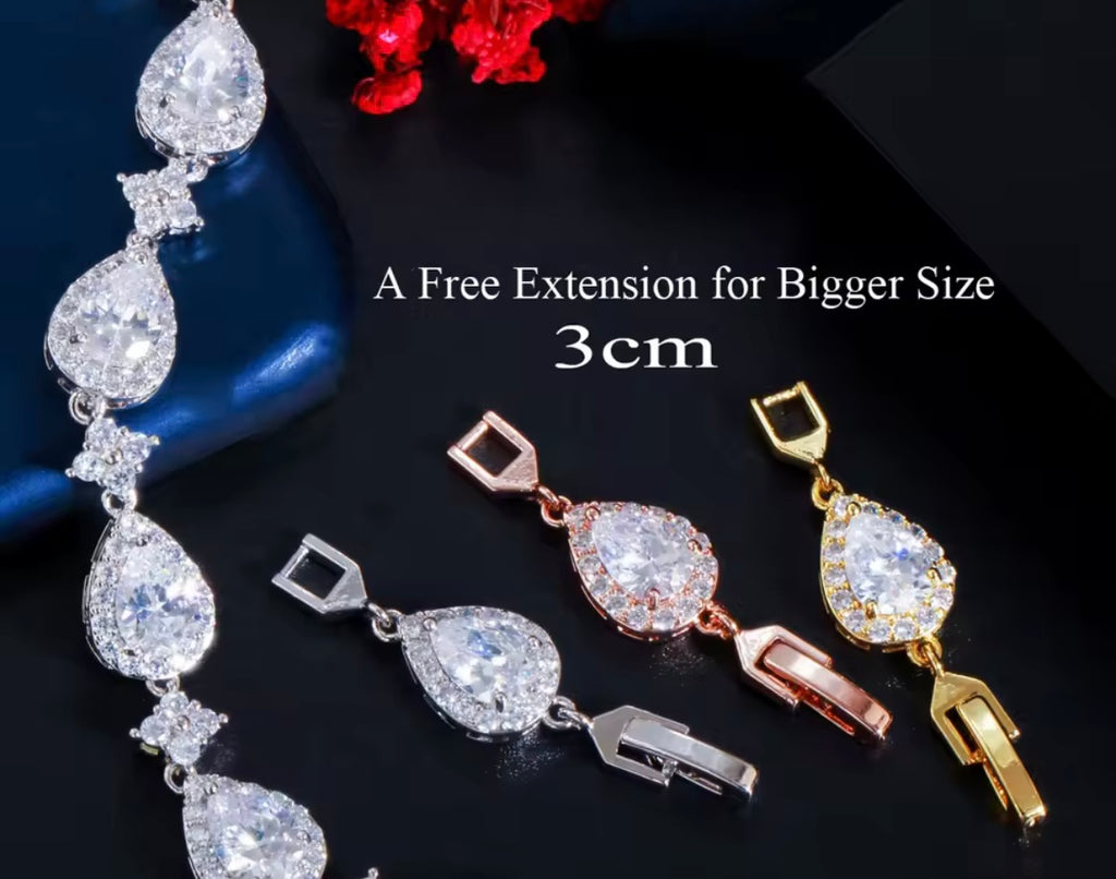 Majestic Teardrop Bracelet