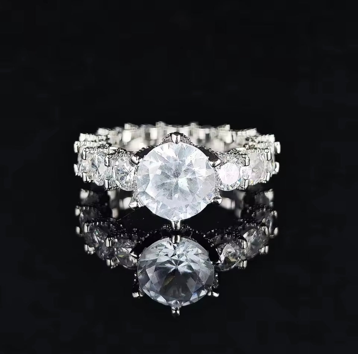 Royal Solitaire Crown Ring