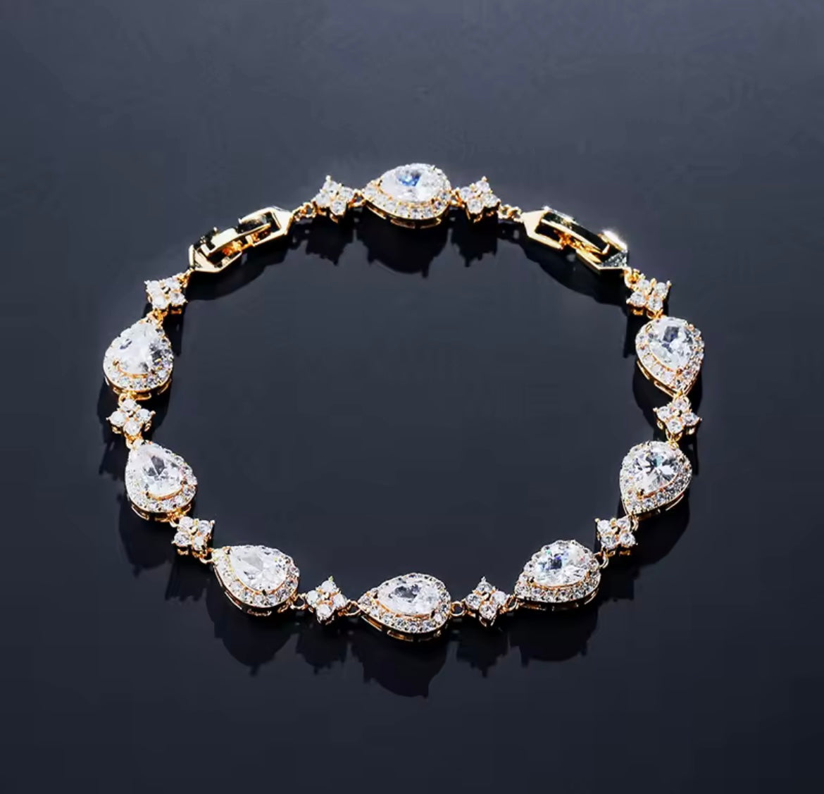 Majestic Teardrop Bracelet